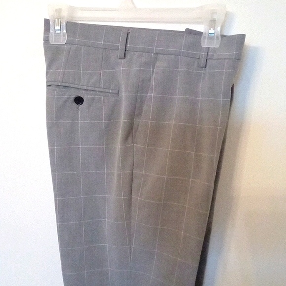 H&M Grey Windowpane Check Tapered Leg Dress Pants - Picture 8 of 8